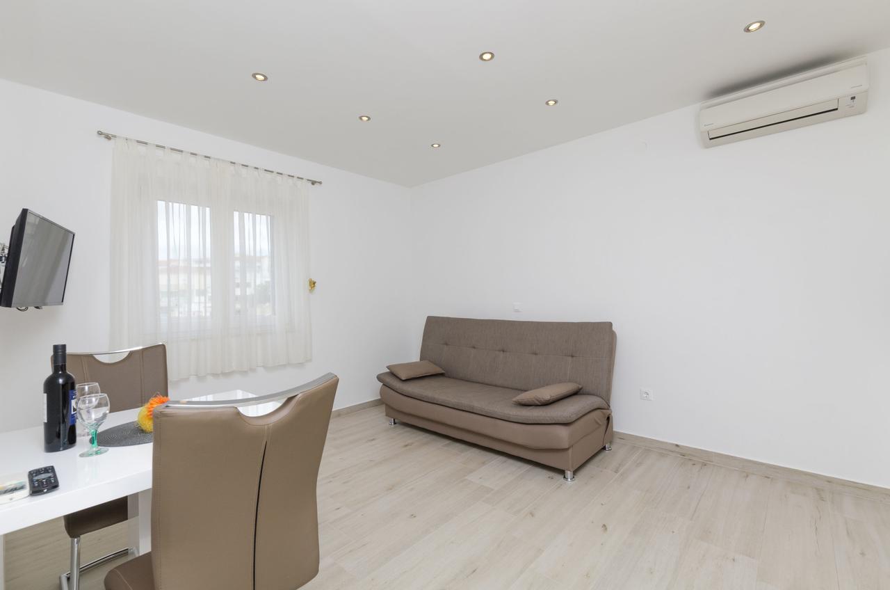 Apartments Danica Primošten Eksteriør bilde